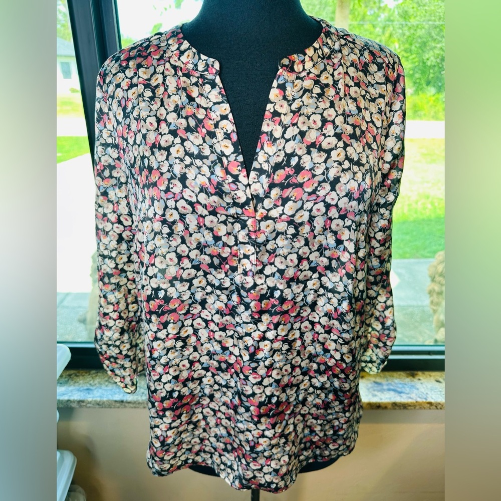 Daniel Rainn High Low Split Neck Floral Pink Blouse Size Medium